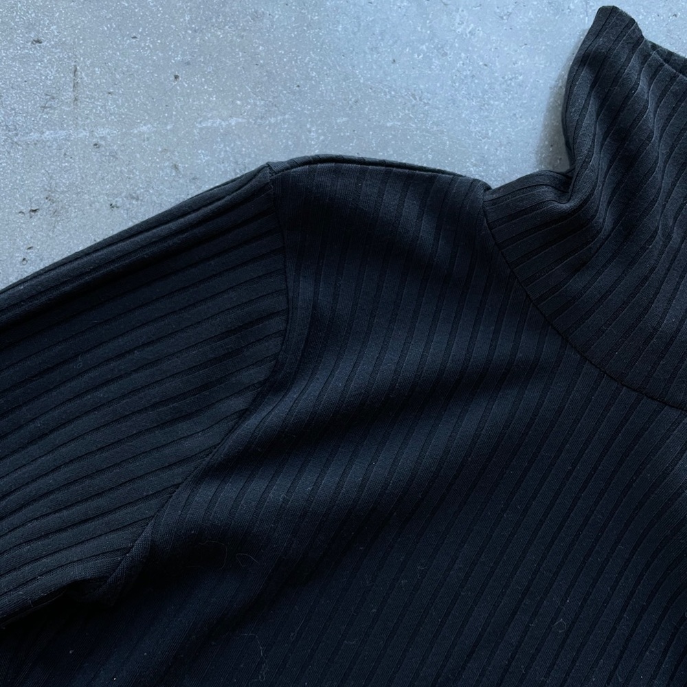 Turtle neck - Picture 2 of 2